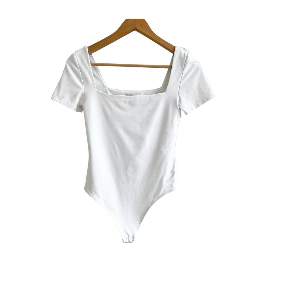 BABATON Contour Squareneck Short Sleeve Bodysuit White Thong Cut Women's Small
